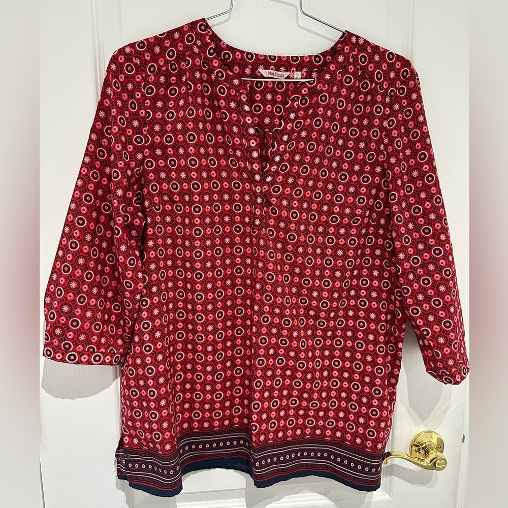 Elegant Red Geometric Blouse